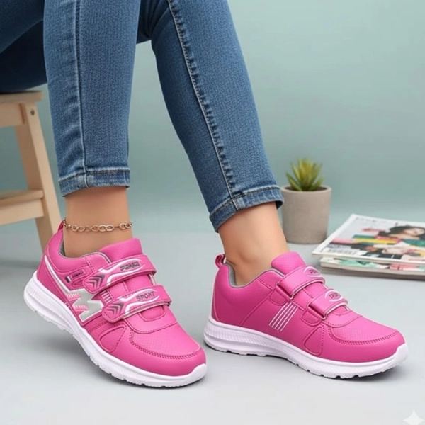 کفش اسپرت چسبی پاما